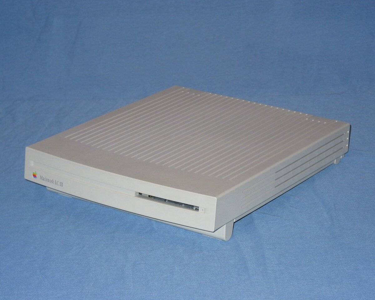 Macintosh LC III - photo 1