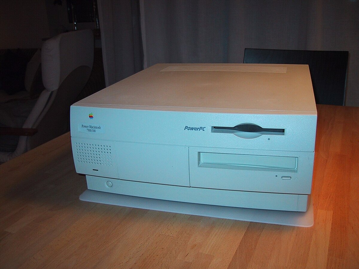 Power Macintosh 7500/100 - photo 1