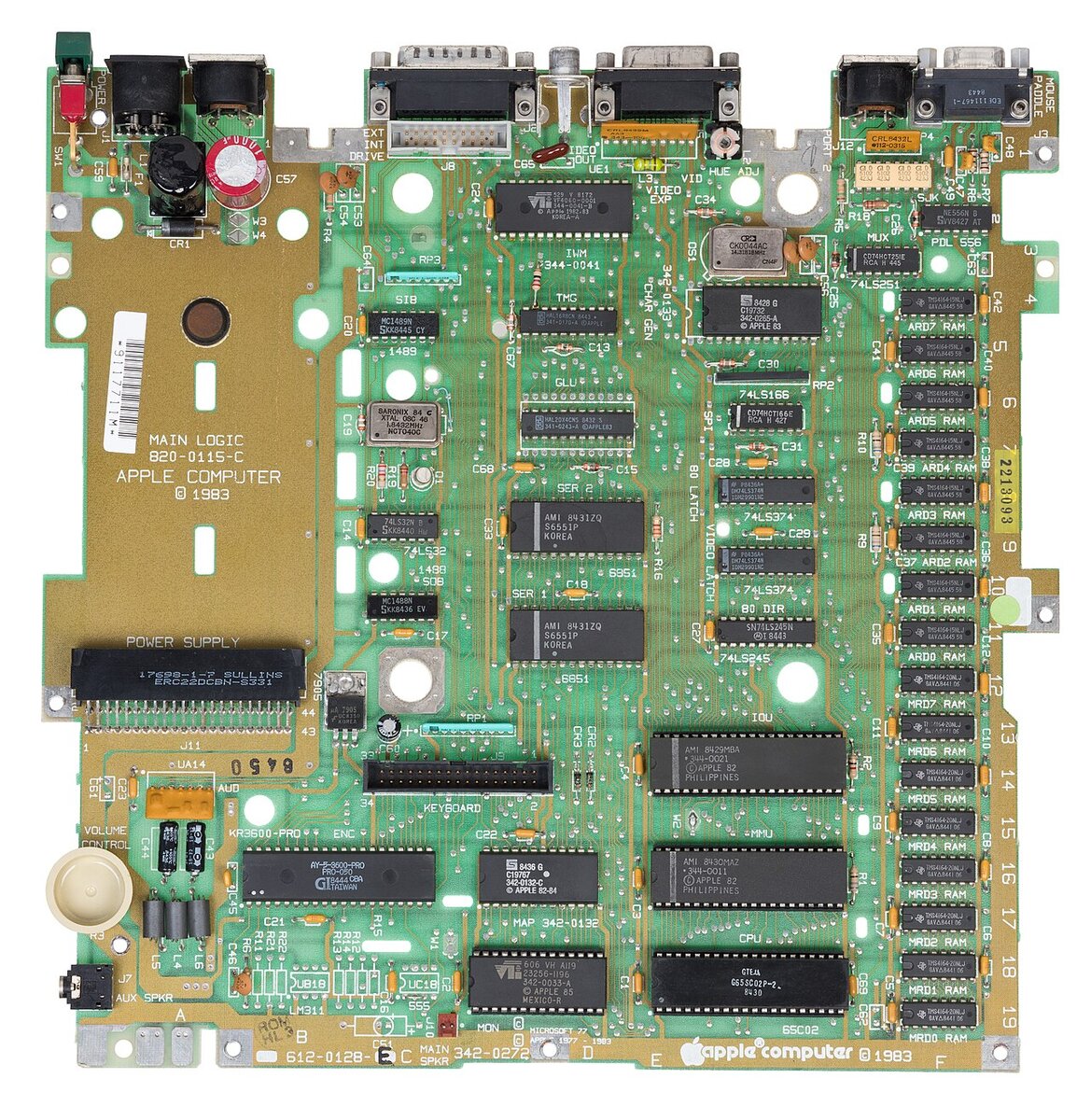 Apple 2 C - photo 3