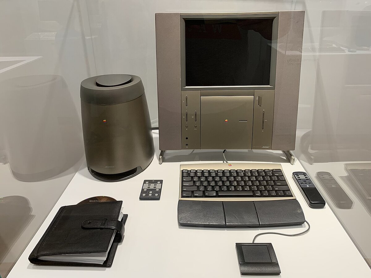TAM Twentieth Anniversary Macintosh - photo 1
