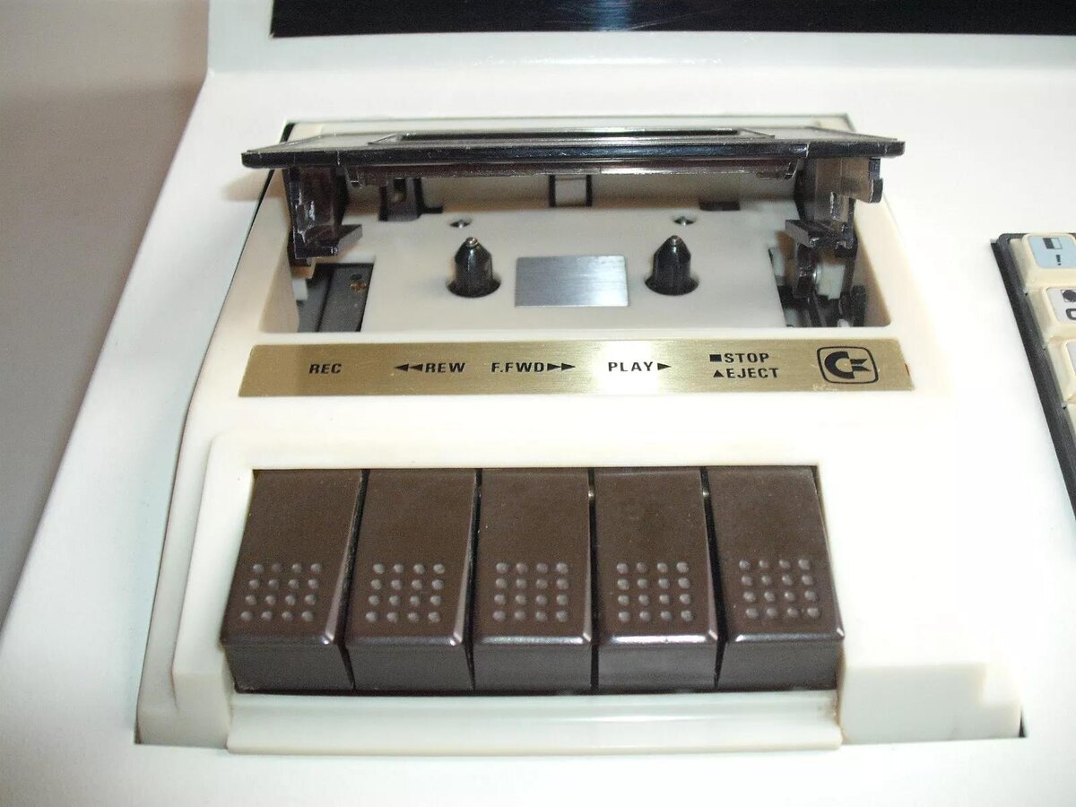 Commodore PET (CBM) 2001 - photo 3