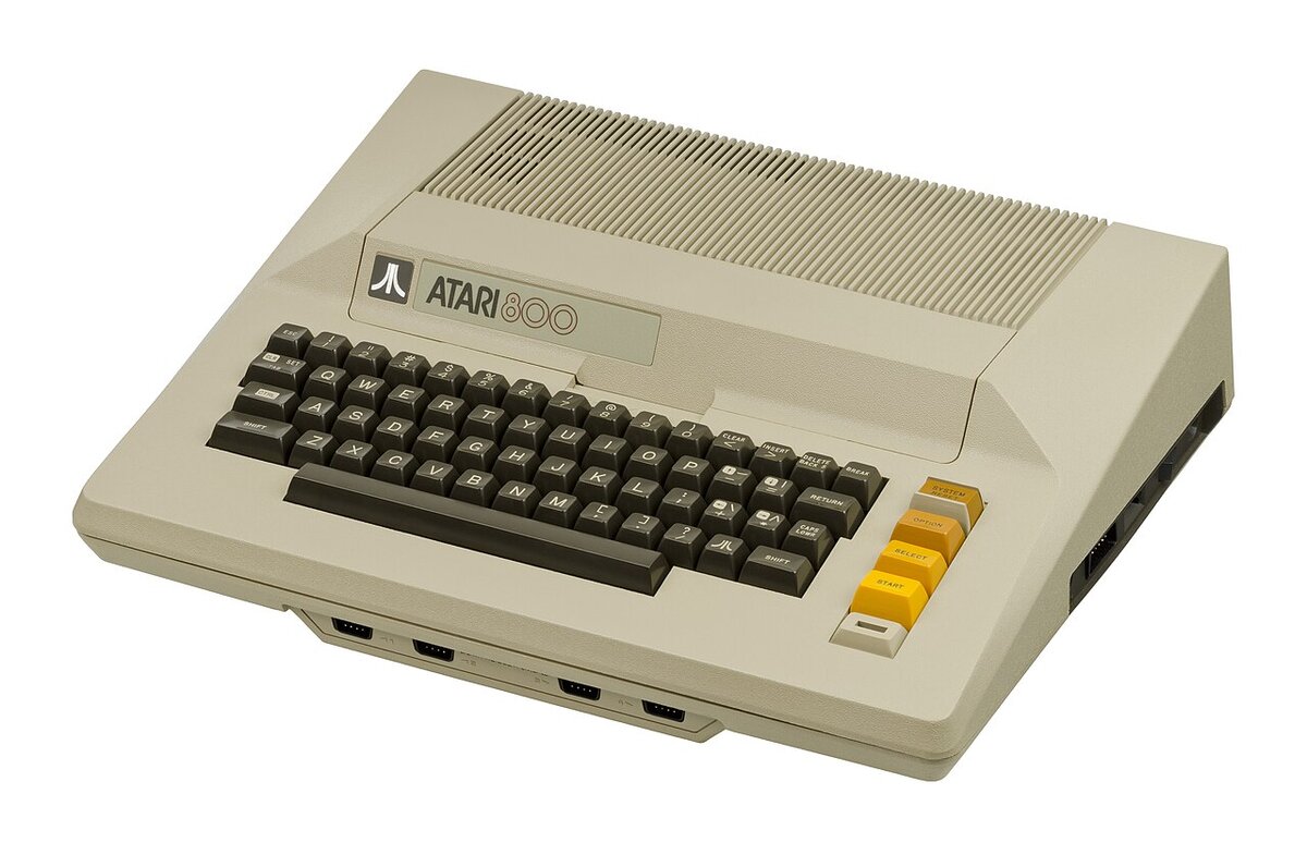 Atari 800 - photo 1