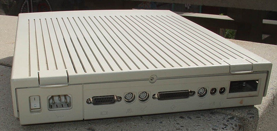 Macintosh LC II - photo 1