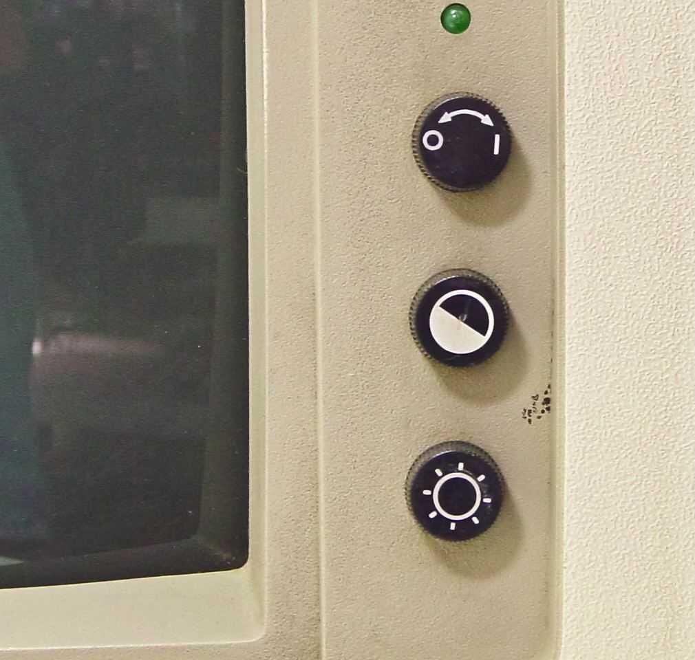 IBM 5153 Colour Monitor CGA - photo 2