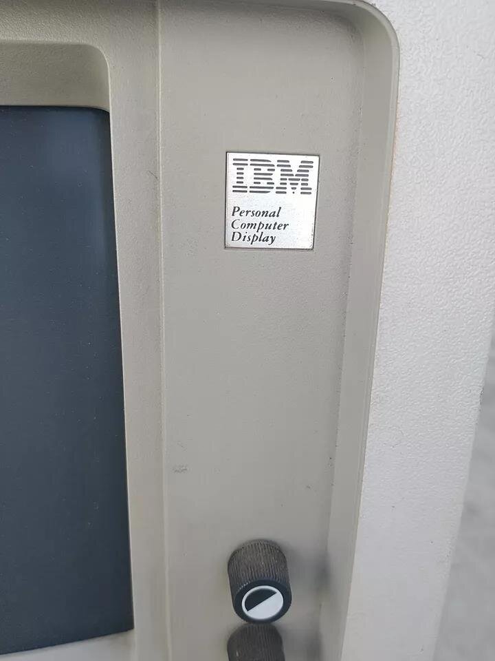 IBM 5151 Monochromatic Monitor - photo 2