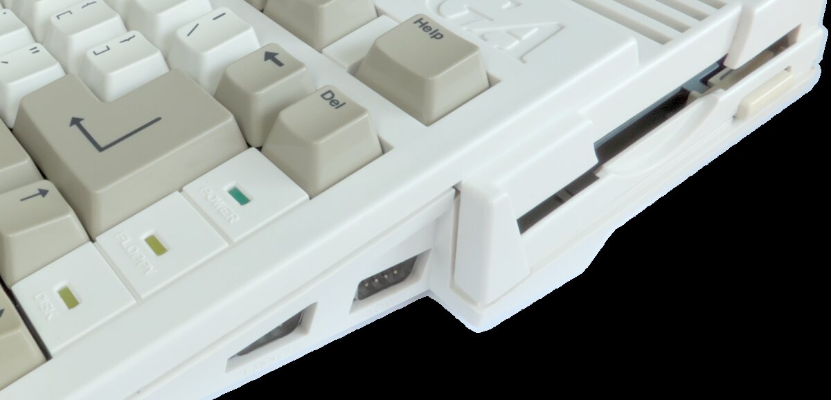 Amiga 600 HD - photo 2