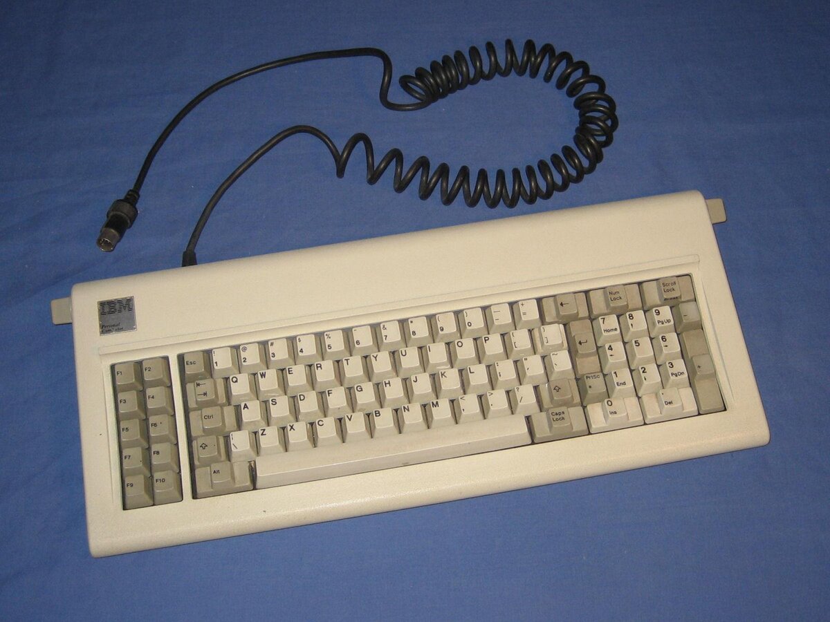 IBM XT (5160) - photo 2