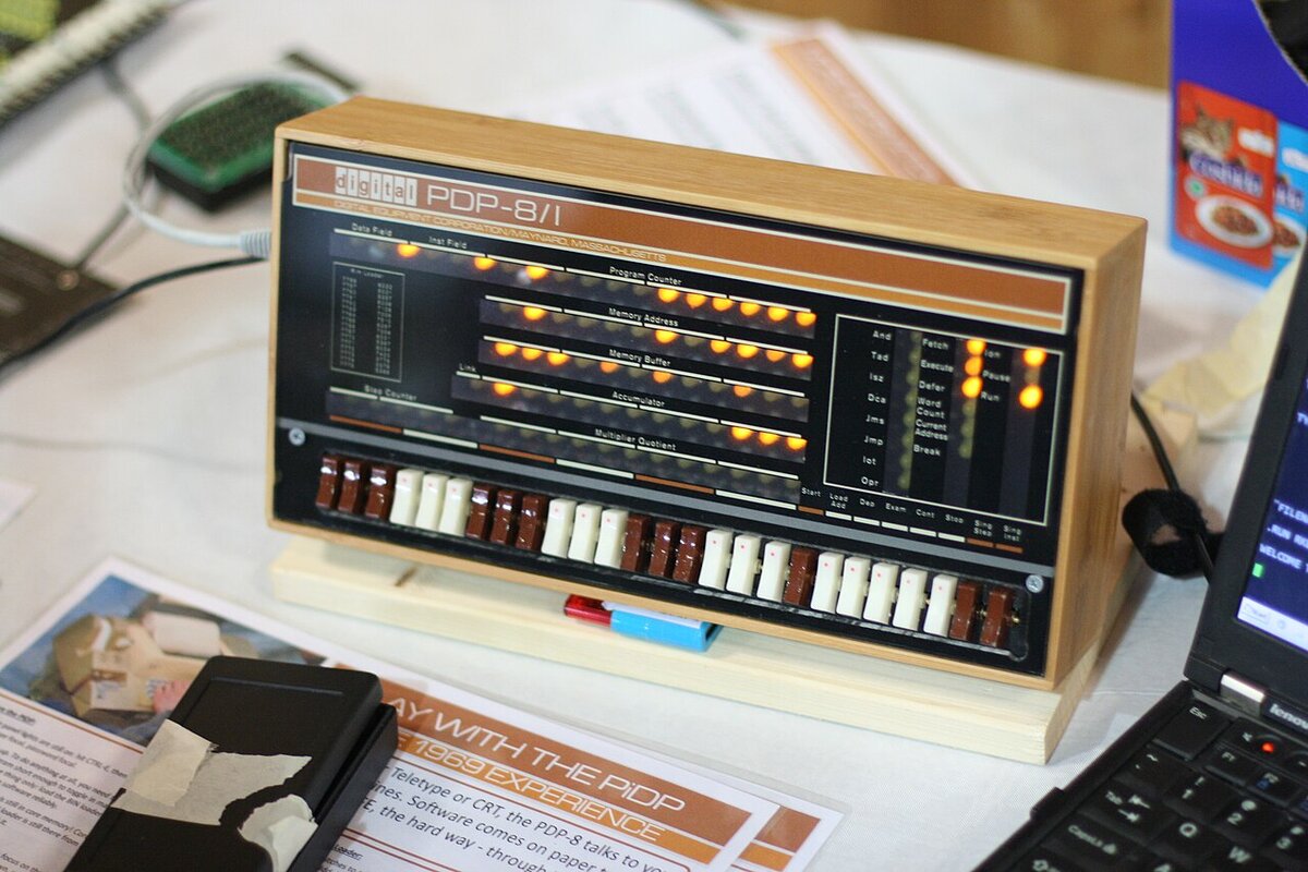 PDP 8 Replica - photo 1