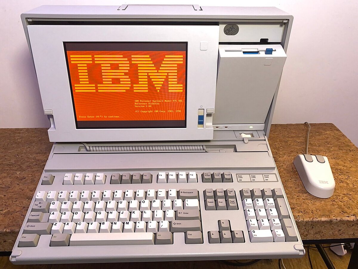 IBM PS/2 Model P70 386 Portable - photo 2