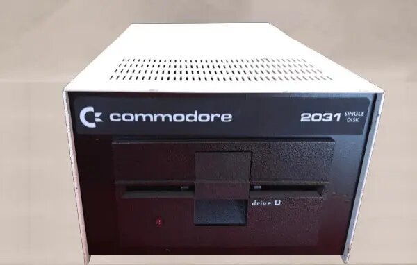 Commodore CBM 2031 Single Drive Floppy Disk - photo 1