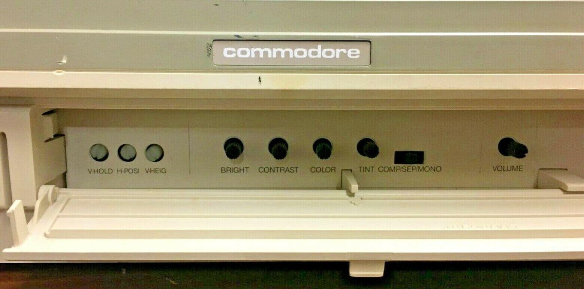 Commodore 1802 Color Monitor - photo 3