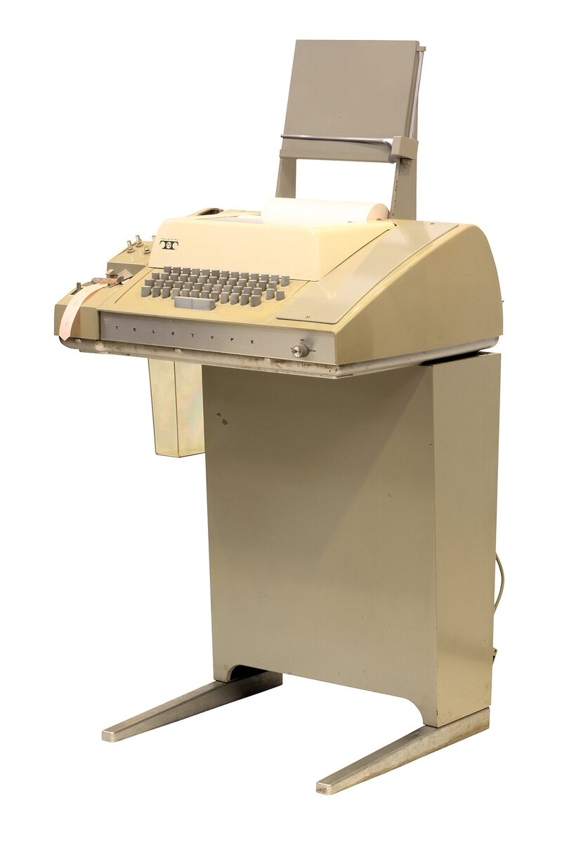 Teletype ASR 33 - photo 2