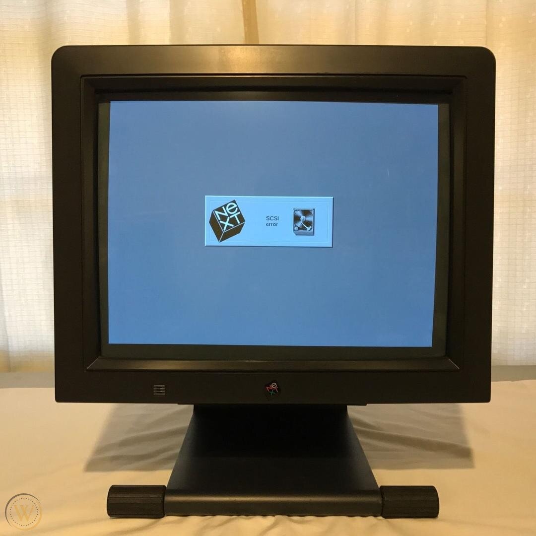 NeXT Cube Model N1000A - photo 4