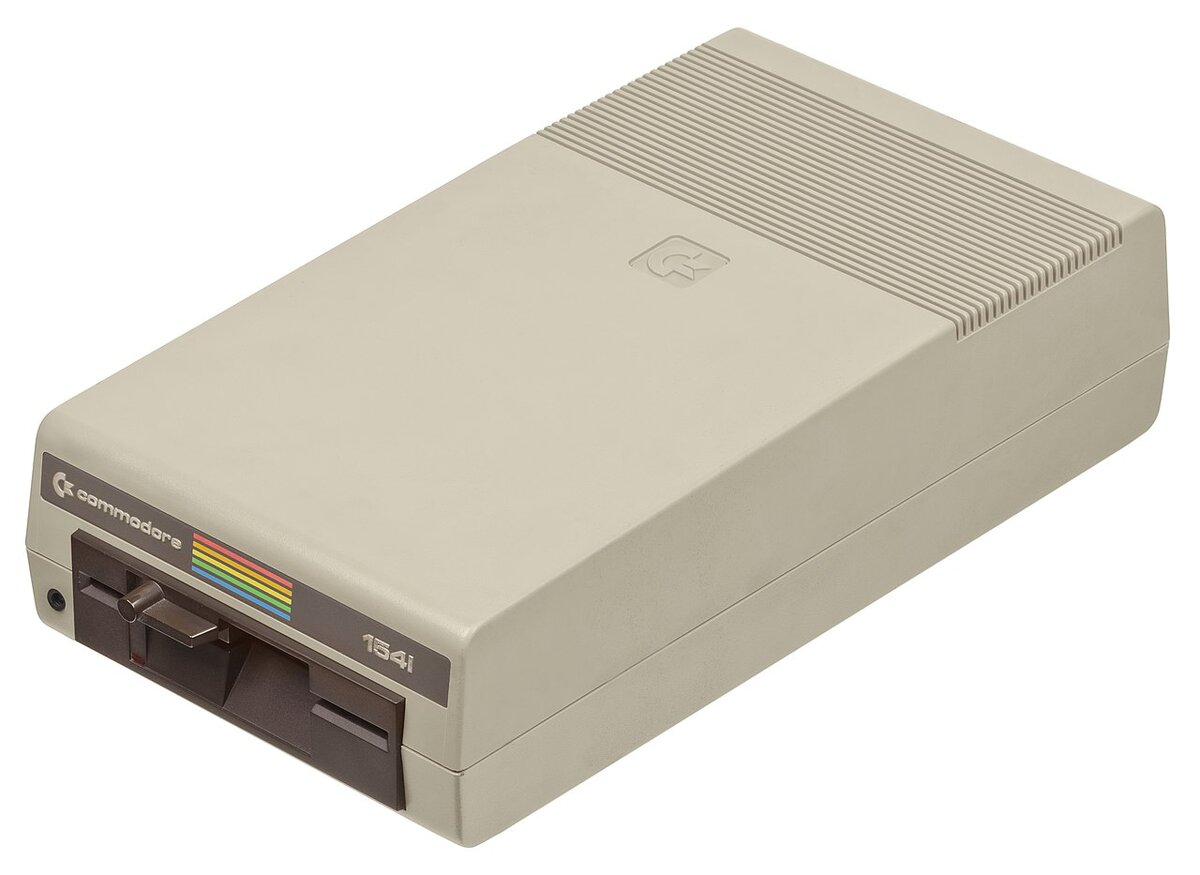 Commodore 1541 Floppy Disk Drive - photo 1