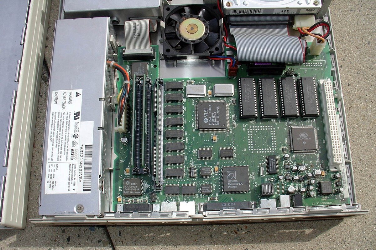 Macintosh LC - photo 3