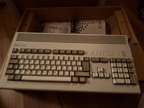 Amiga 1200 HD (Amiga Technologies)