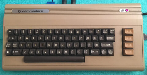 Commodore 64 Silver US "S" low serial