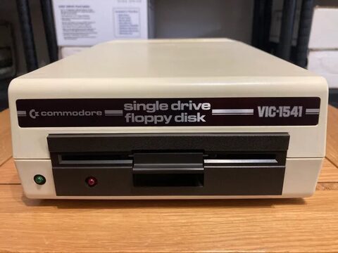 Commodore VIC 1541 Floppy Disk Drive