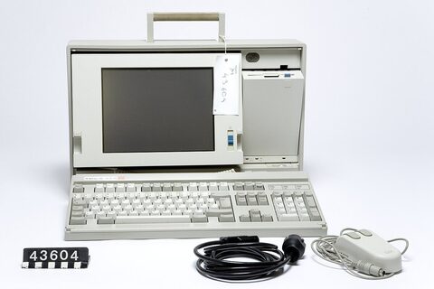 IBM PS/2 Model P70 386 Portable