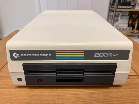 Commodore 2031 LP - IEEE Single Drive Floppy Disk
