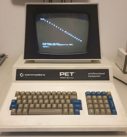 Commodore PET (CBM) 2001-8C Plus with Extended Keyboard