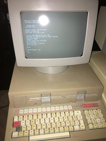 Olivetti M20 monochromatic monitor