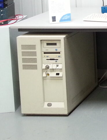IBM Risc 6000 server