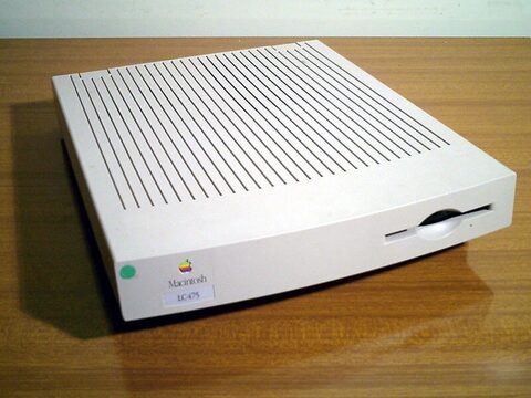 Macintosh LC 475